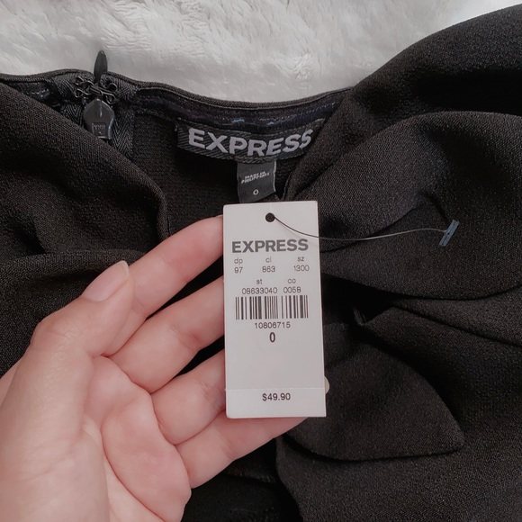 Tie Front Peplum Top - Picture 5 of 6